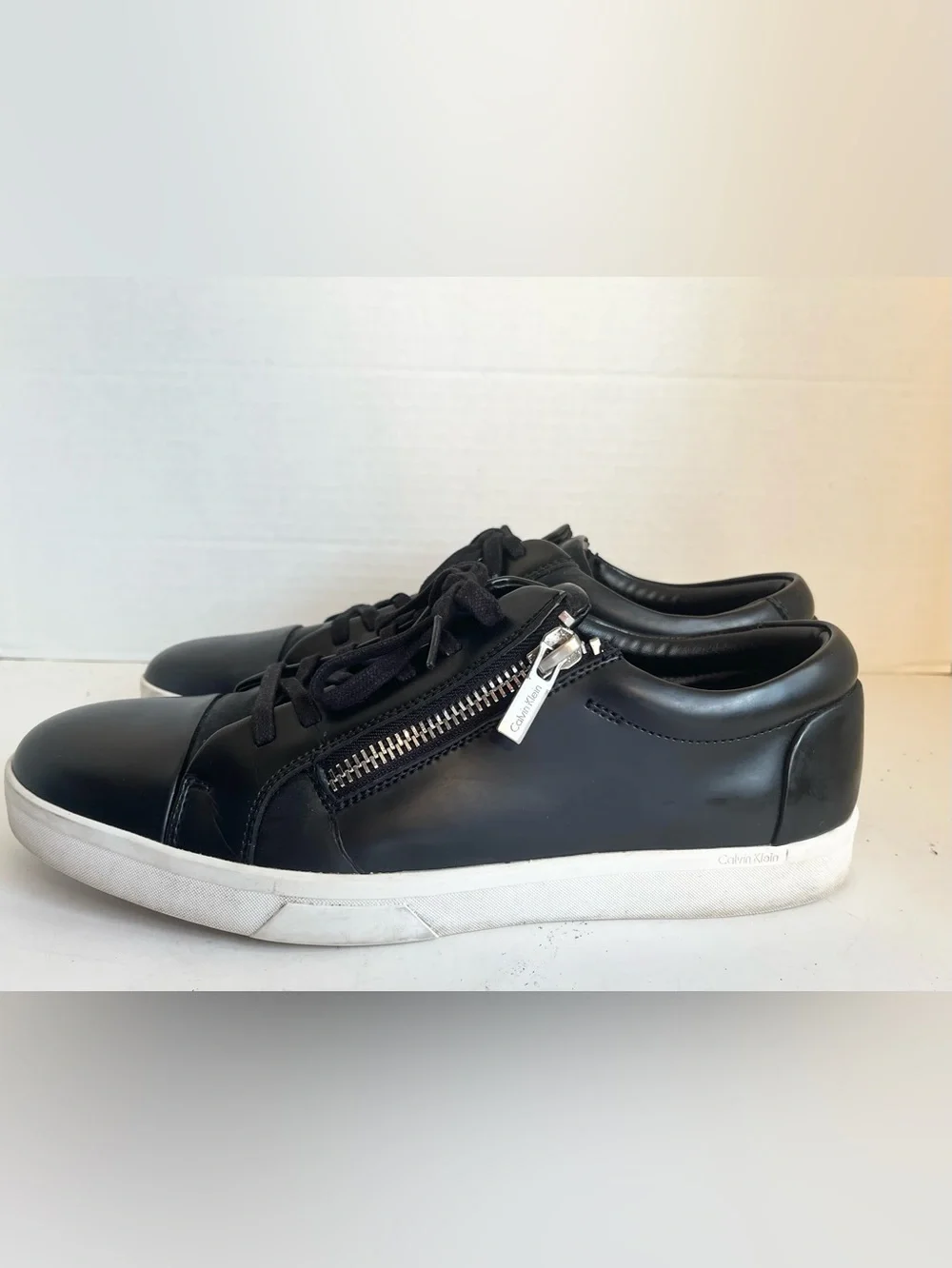 Men's Calvin Klein Ibrahim Box Leather Zip & Tie Black Casual Sneakers (Size 12)
